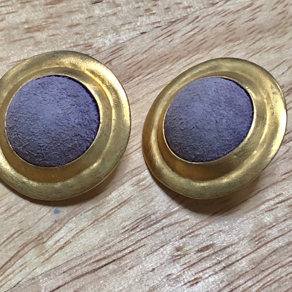 Signed Georgiou clip earrings. Vintage from 50’s